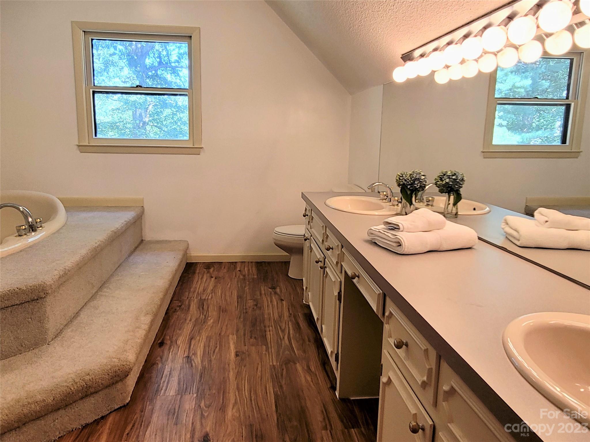 La Foret - Residential