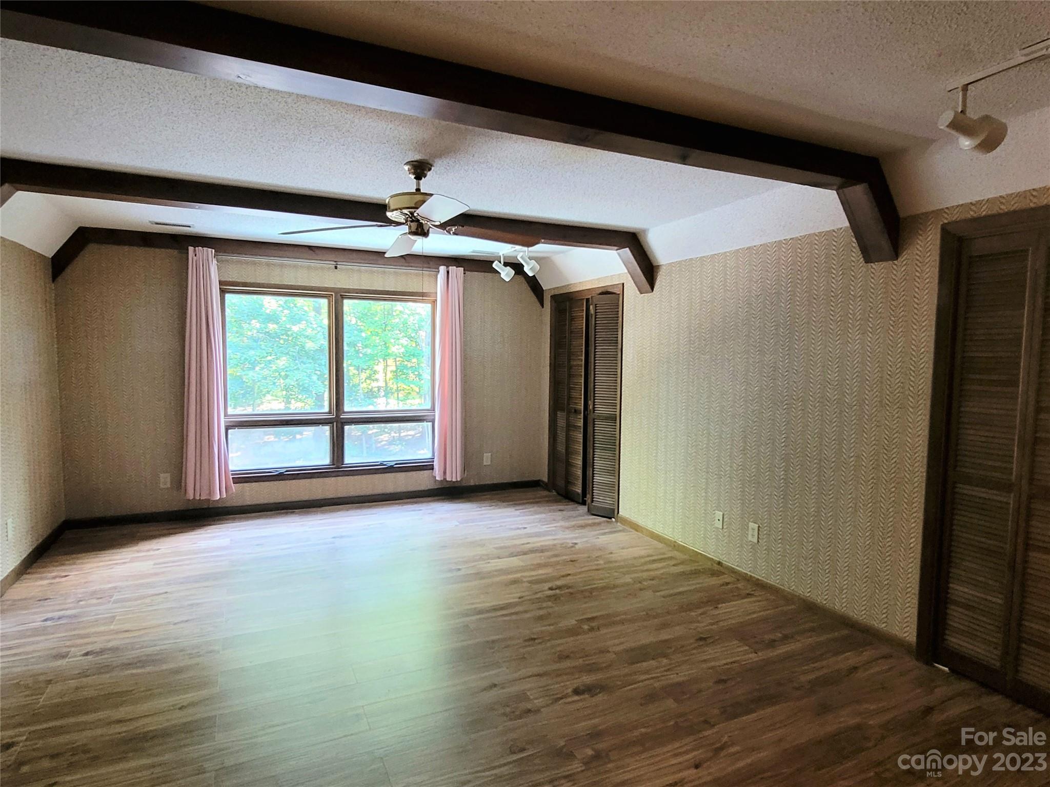 La Foret - Residential