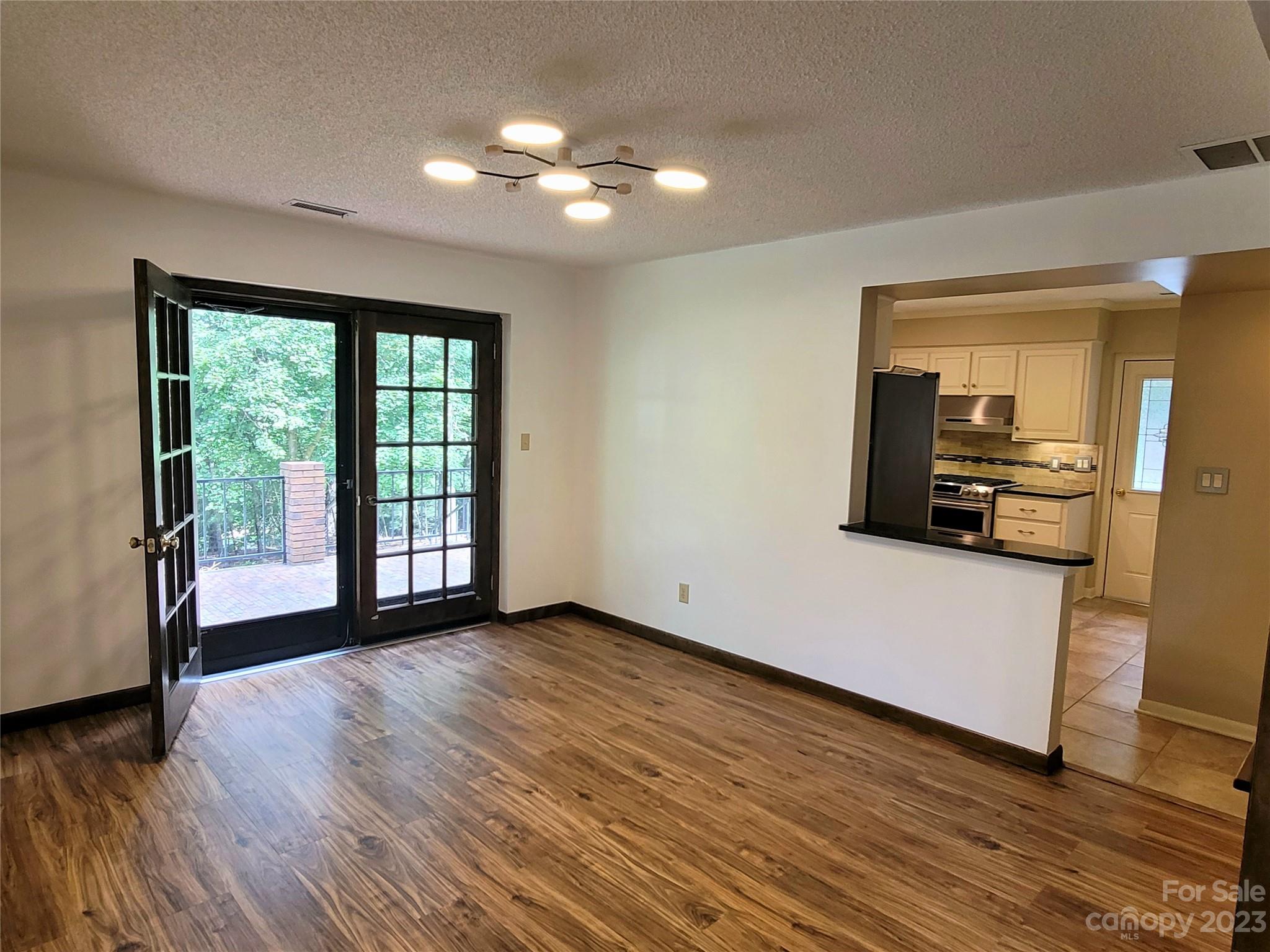 La Foret - Residential