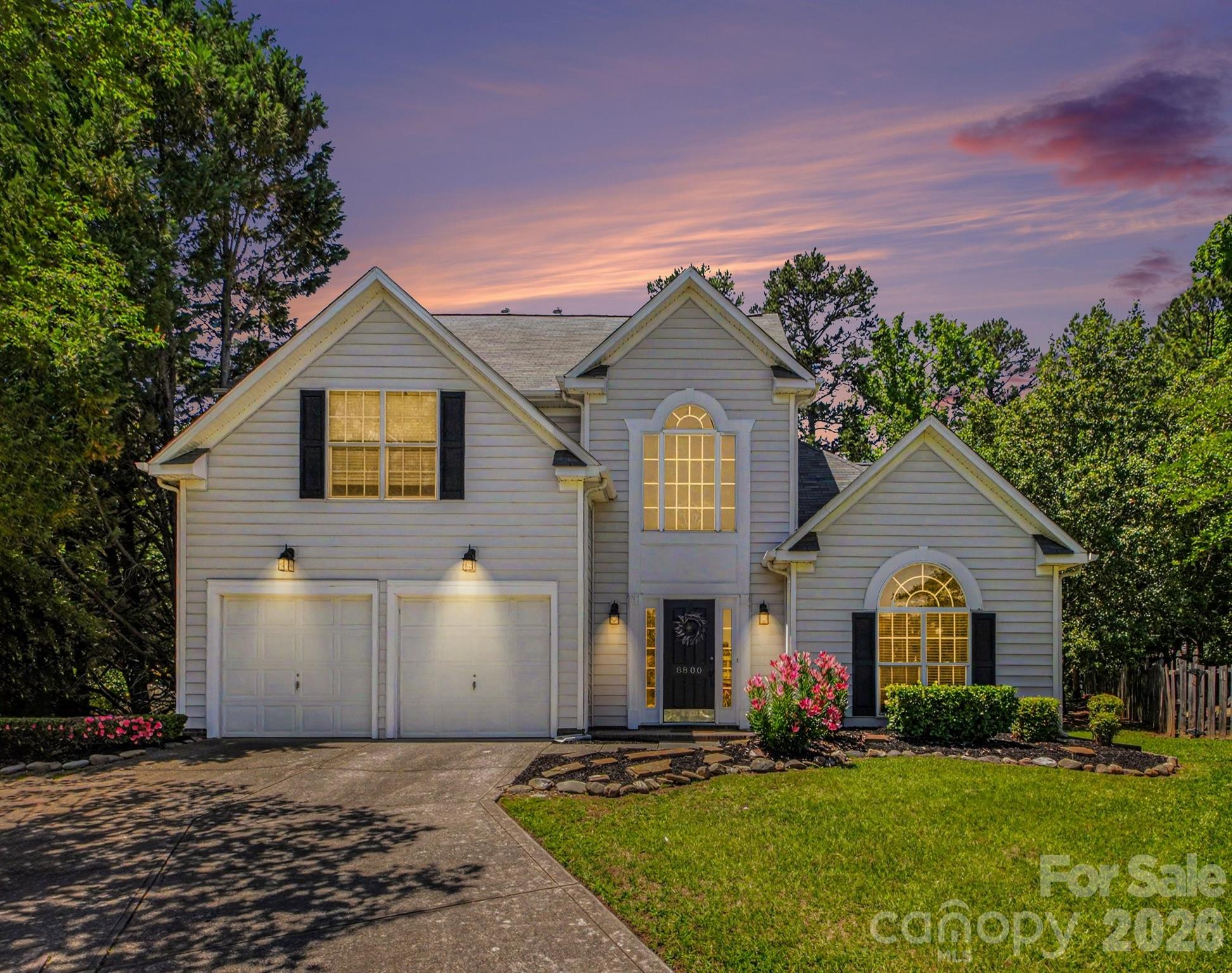 8800 Cavonnier Lane