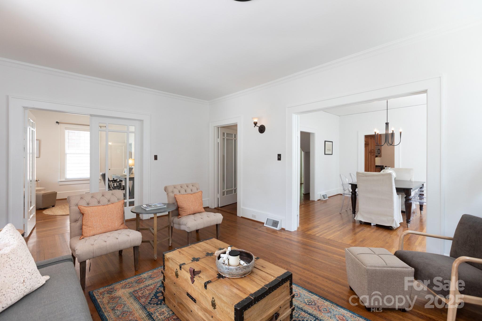 428 Walnut Avenue