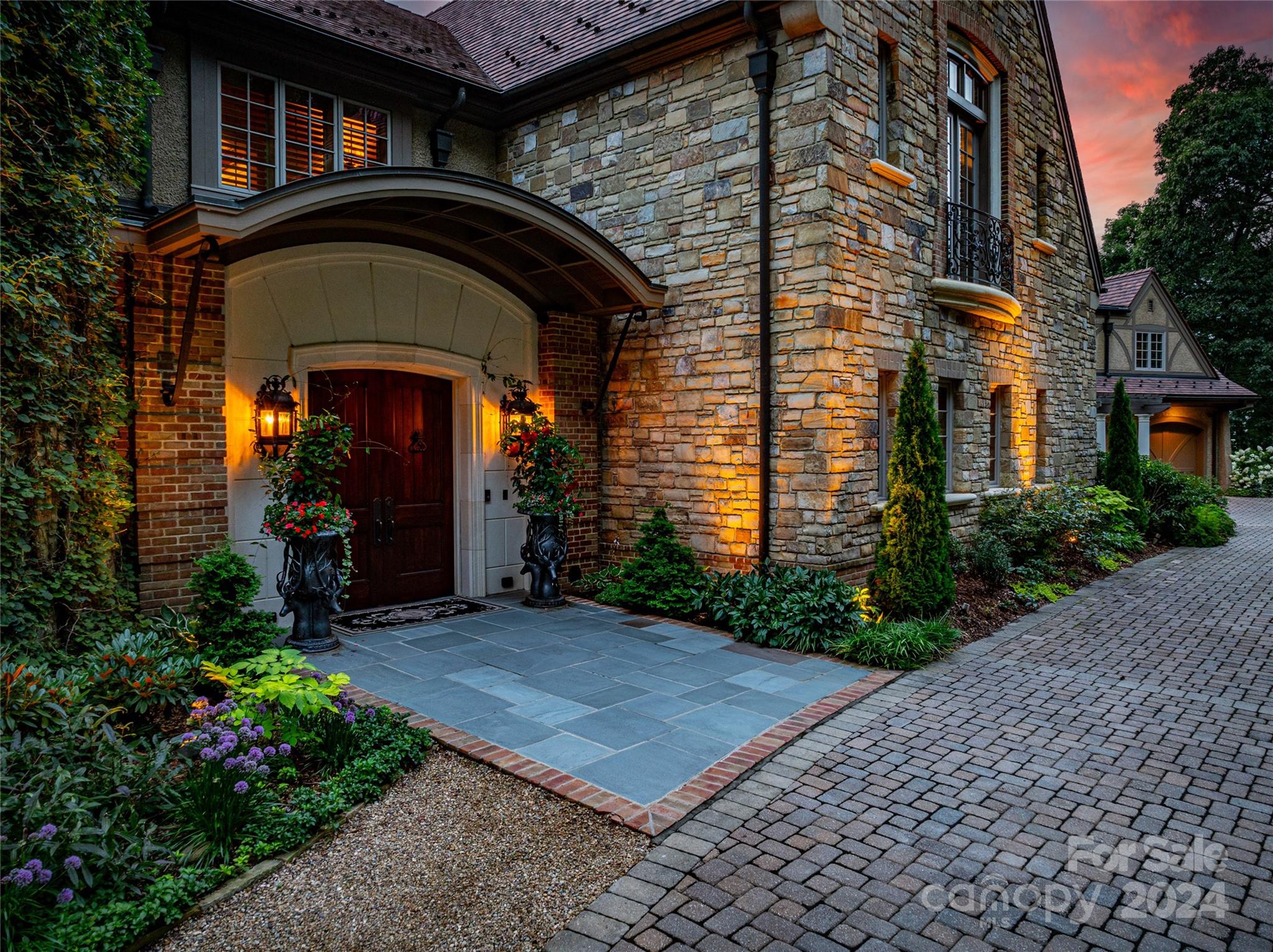 234 Skycliff Drive