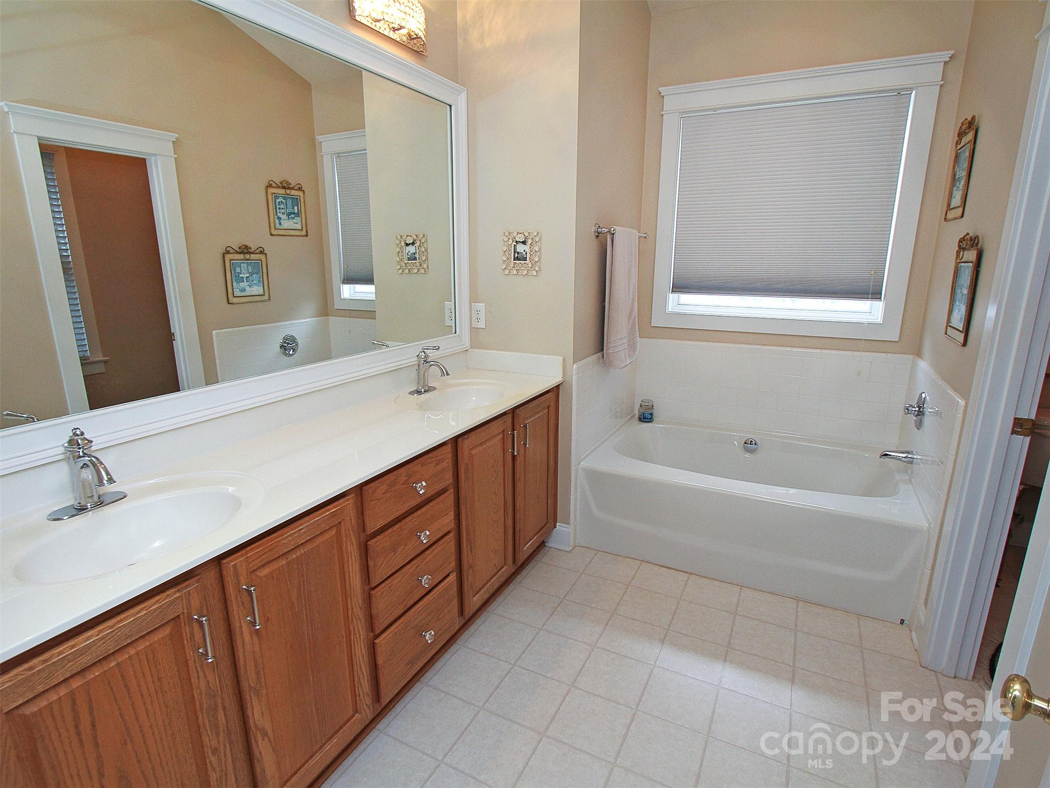 Baxter Village - Residential