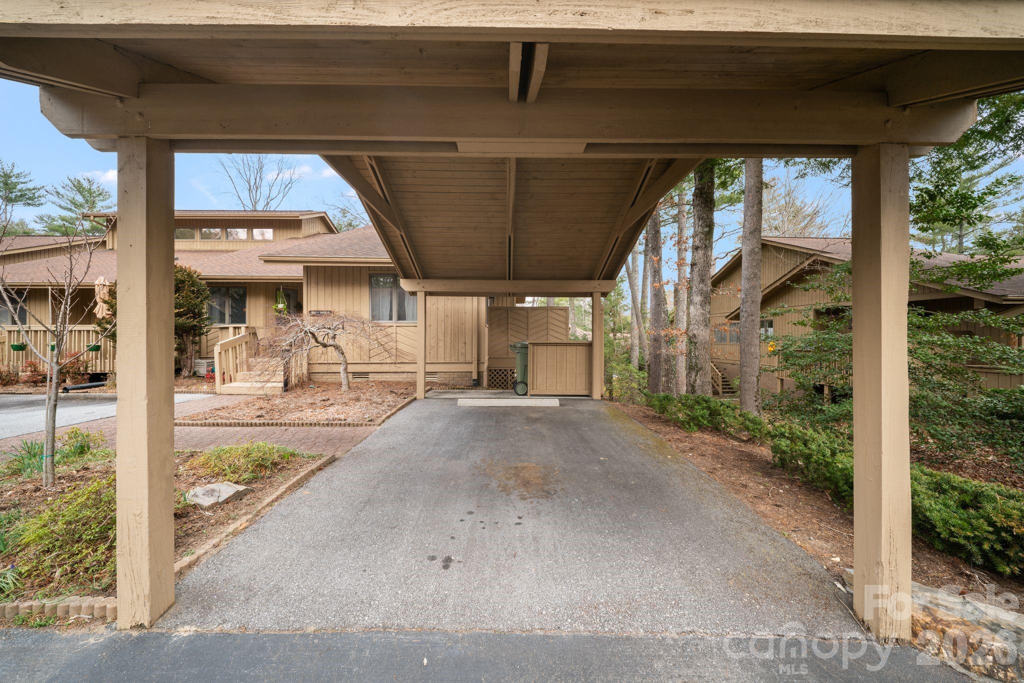 The Oaks - Residential