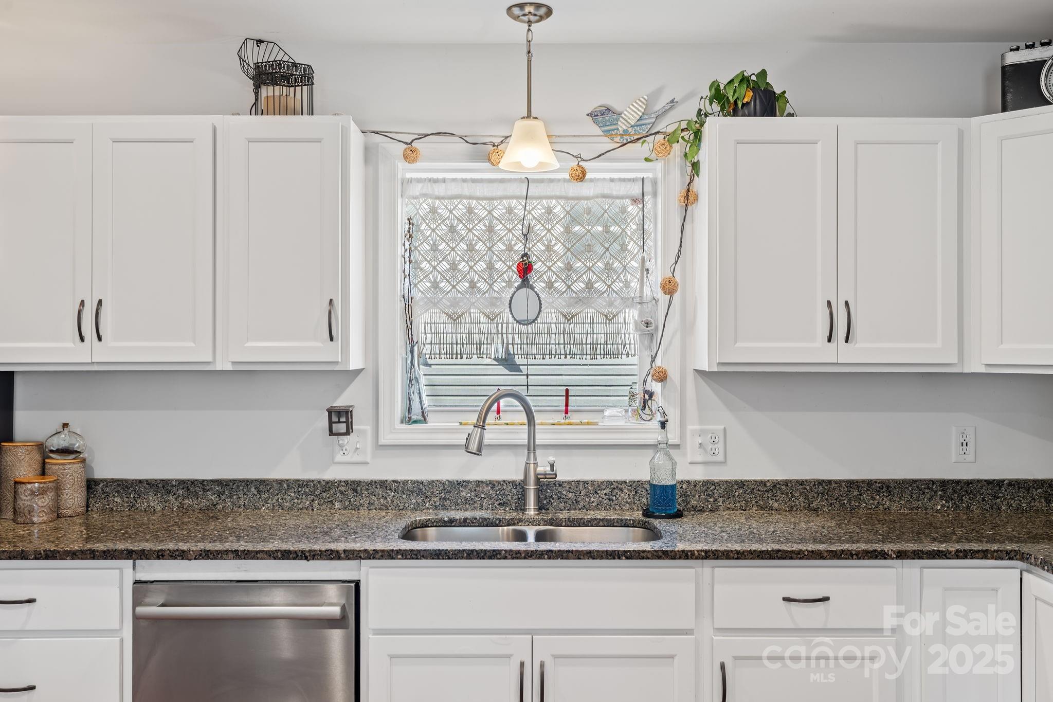 Lillie Farm Cove - Residential