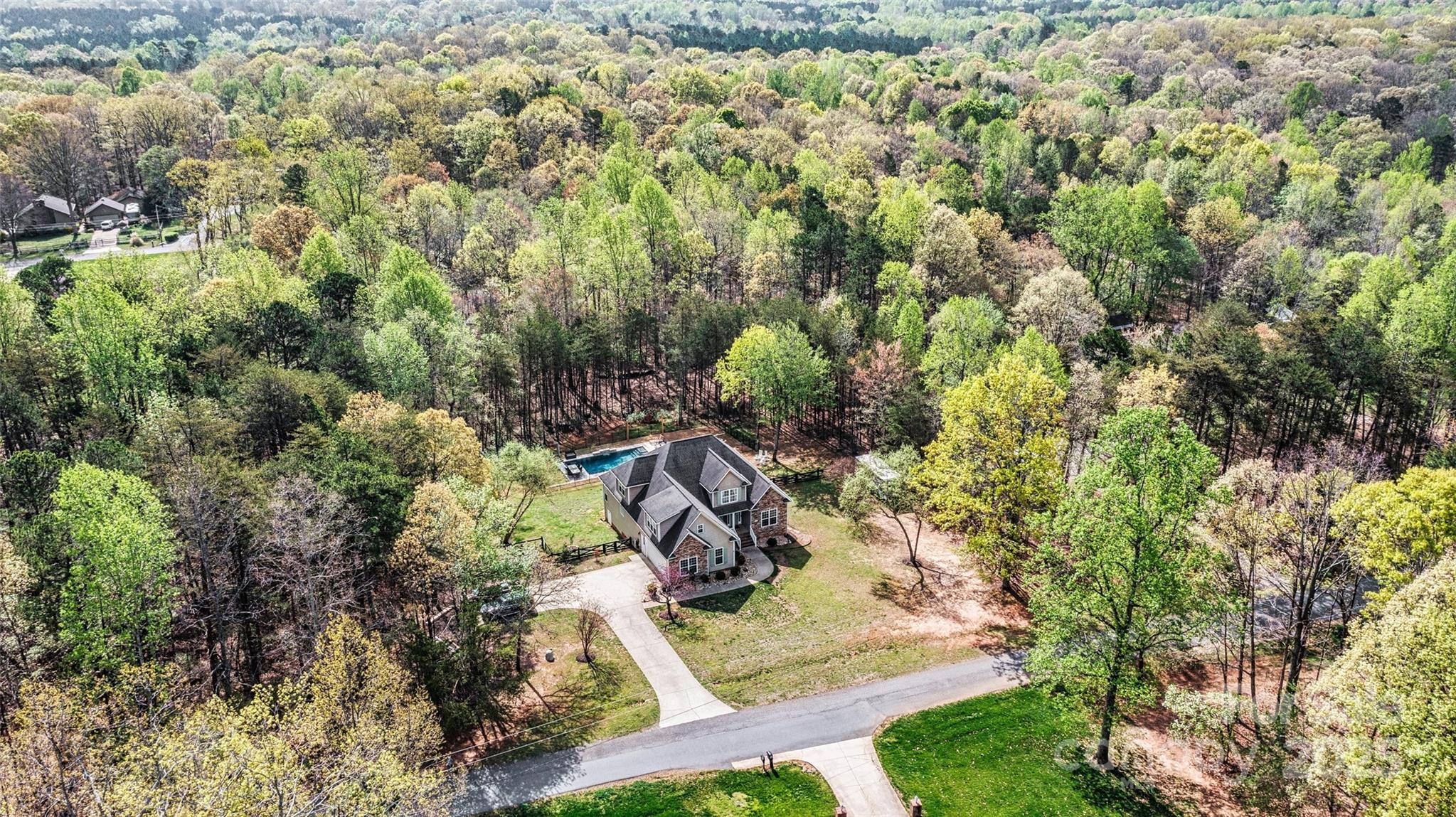 3207 Oak Ridge Circle