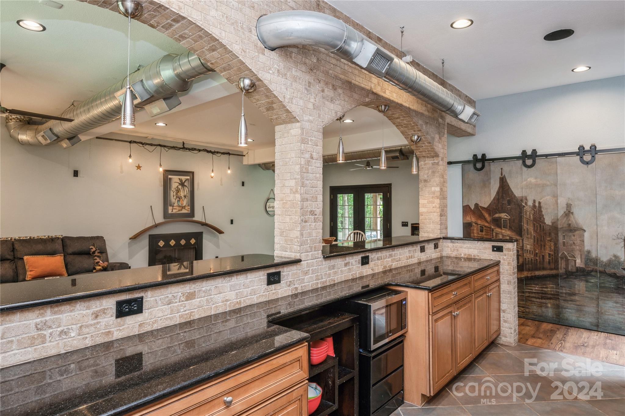 Phillips Trace - Residential