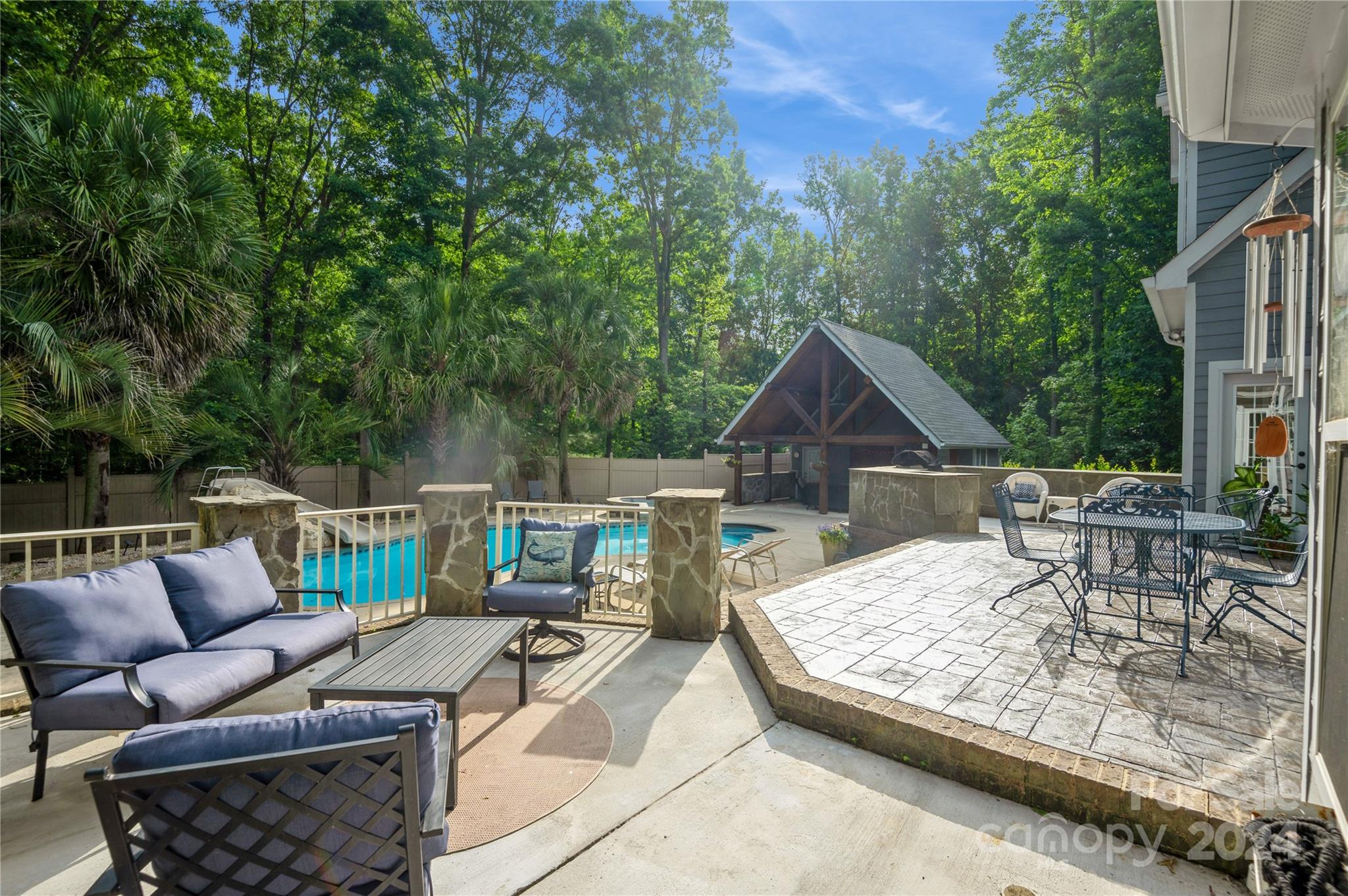 Phillips Trace - Residential