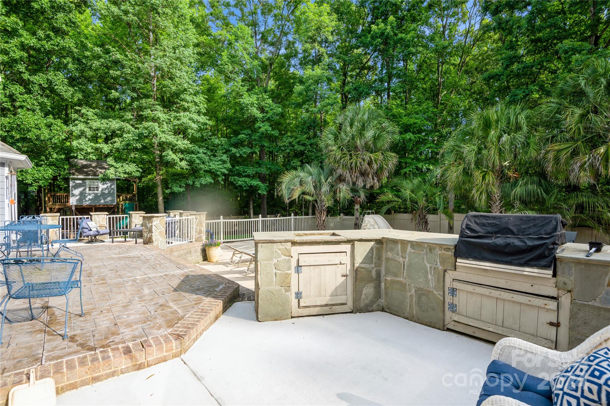 Phillips Trace - Residential