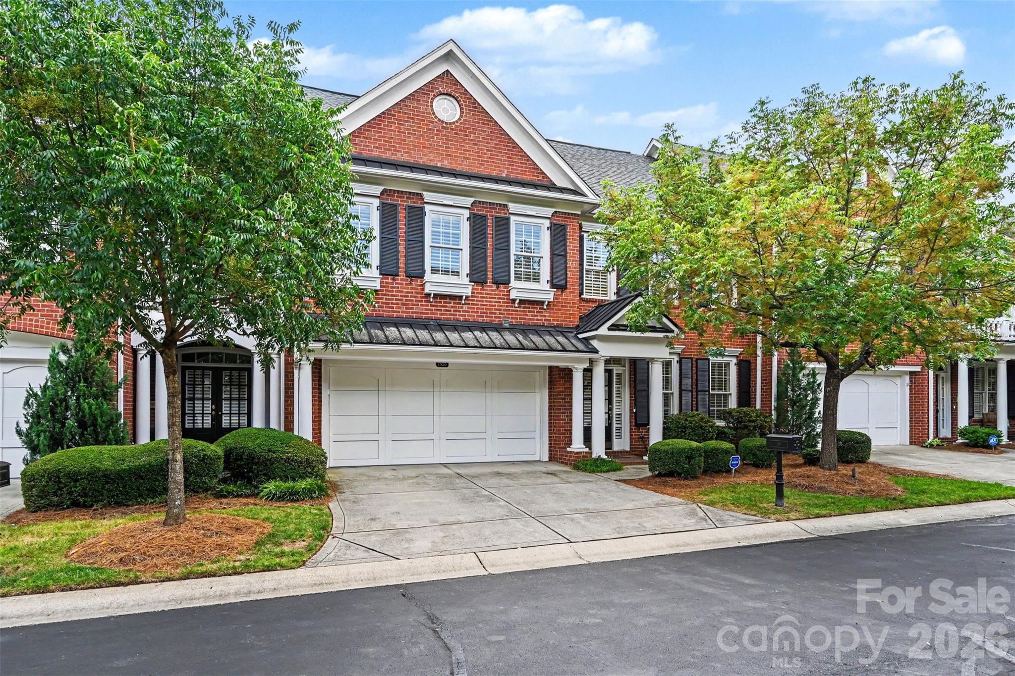 7526 Bluestar Lane