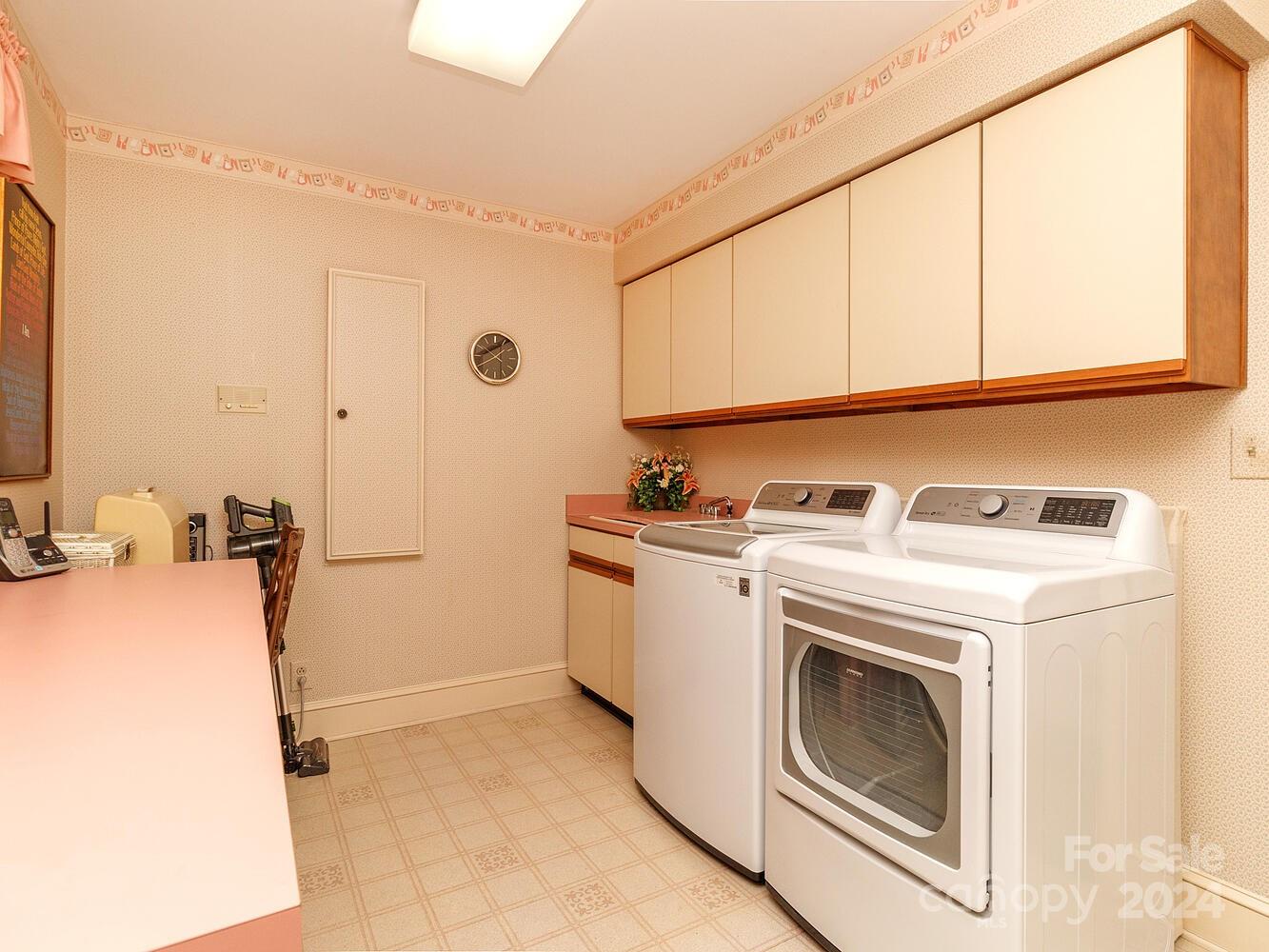 River Hills - Residential