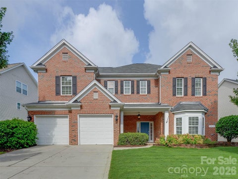 Photo of 5915 Trailwater Road, Charlotte, NC 28278 (MLS # 4417800)