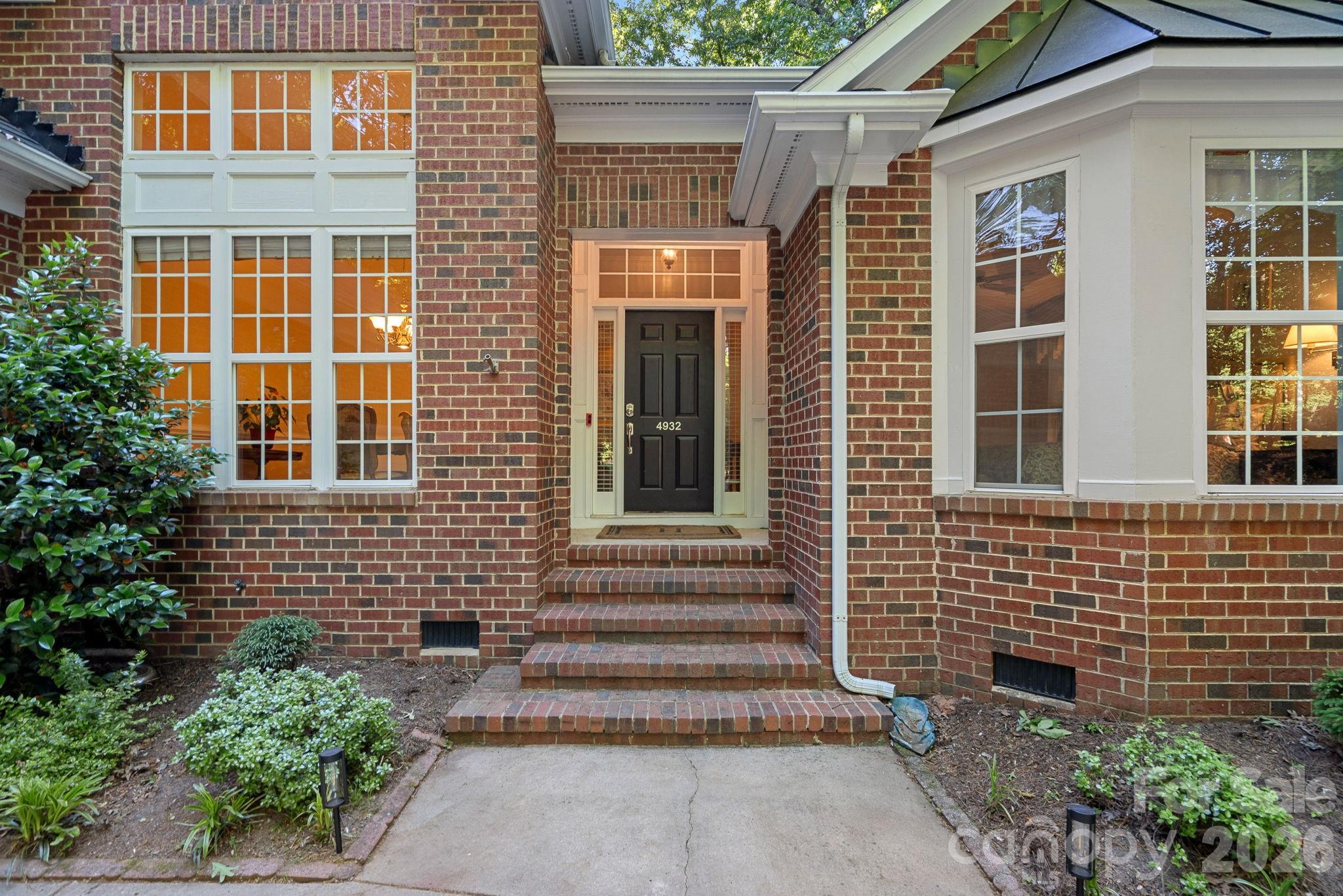 4932 Derbyshire Drive