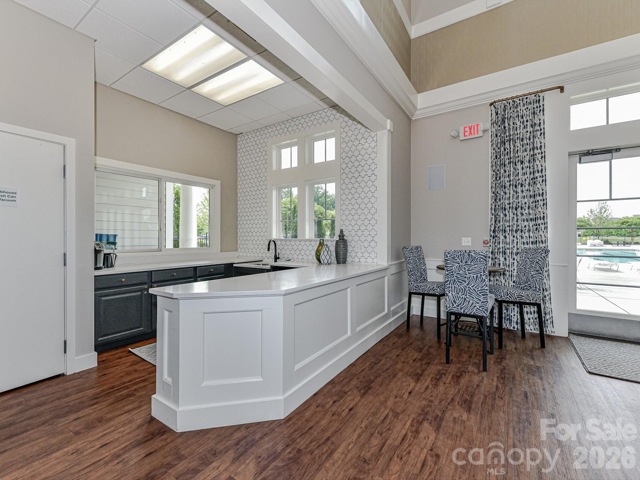 Park South Station - Residential