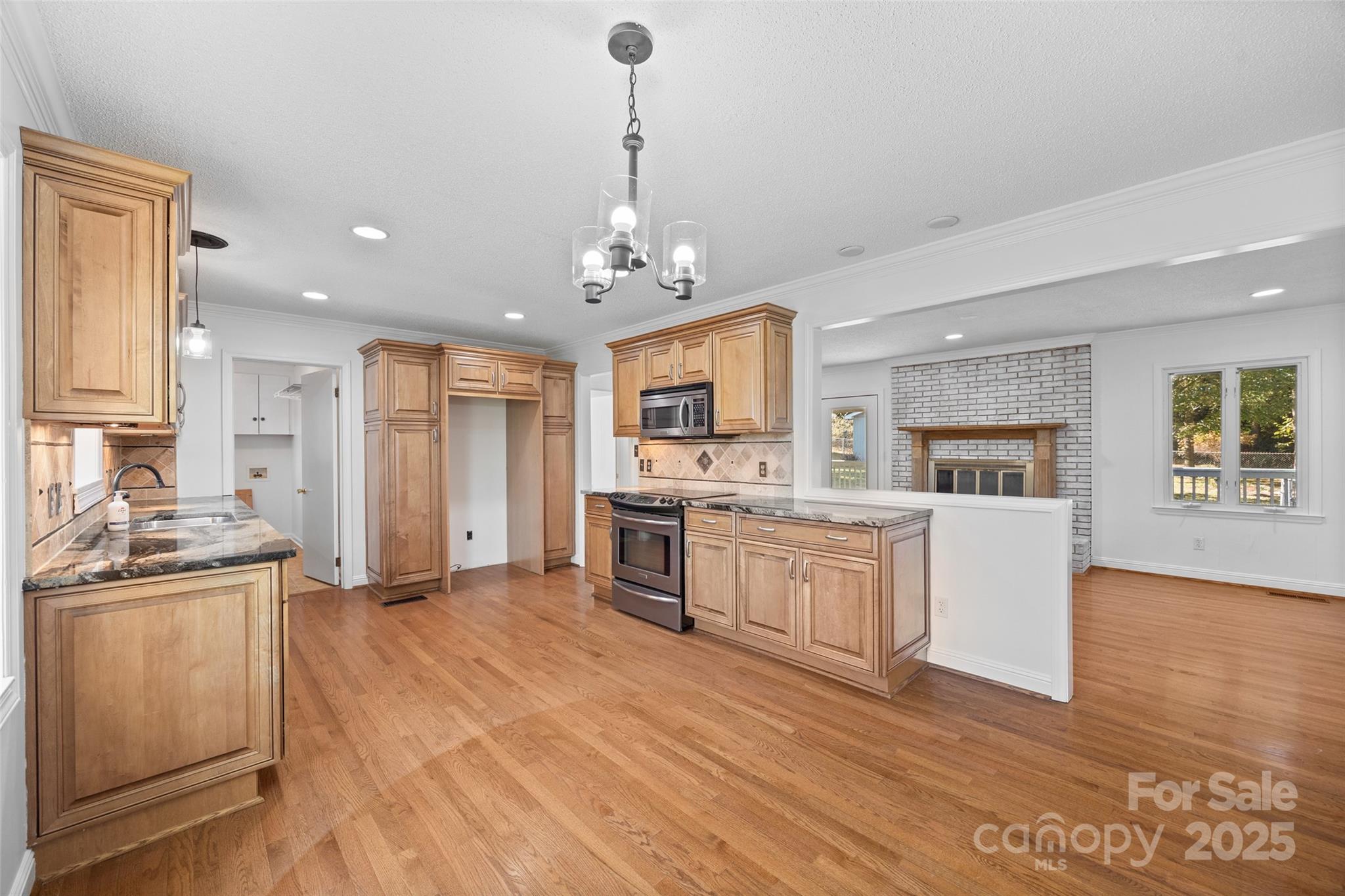 132 Greenbriar Drive