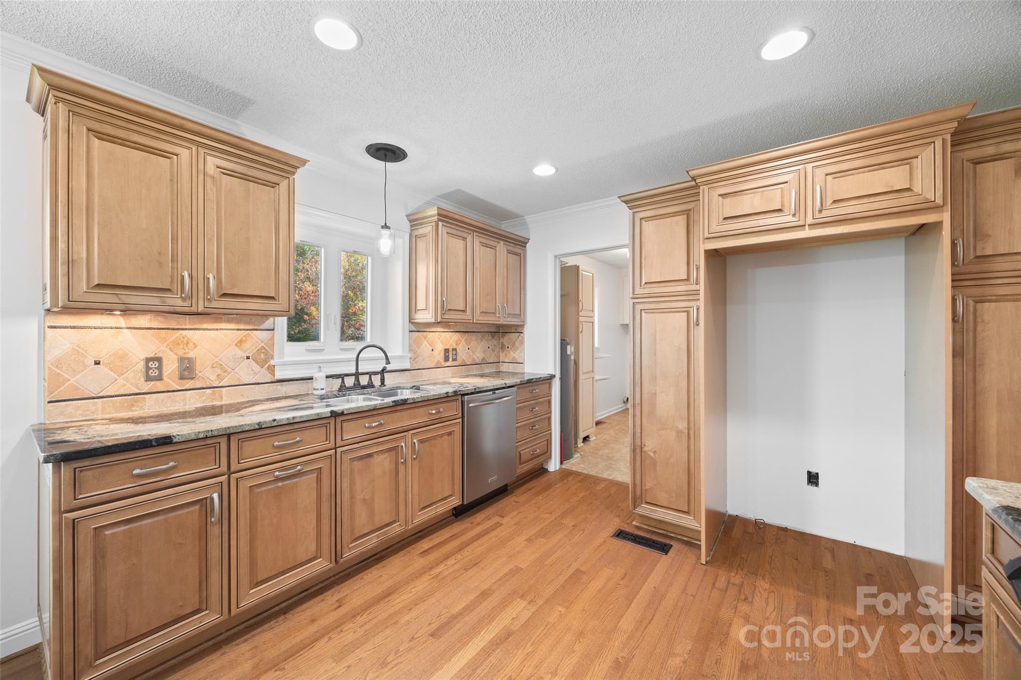 132 Greenbriar Drive