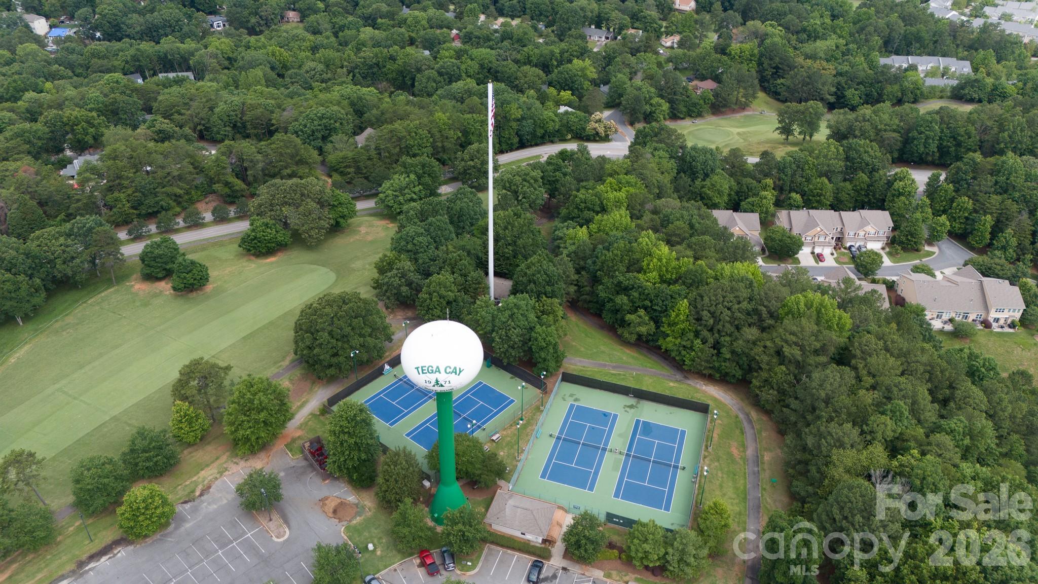 Tega Cay - Residential