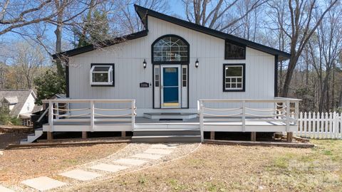 Photo of 3106 Point Clear Drive, Tega Cay, SC 29708 (MLS # 4355831)