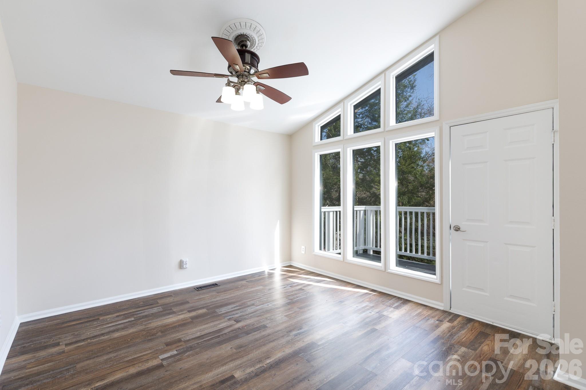 Tega Cay - Residential