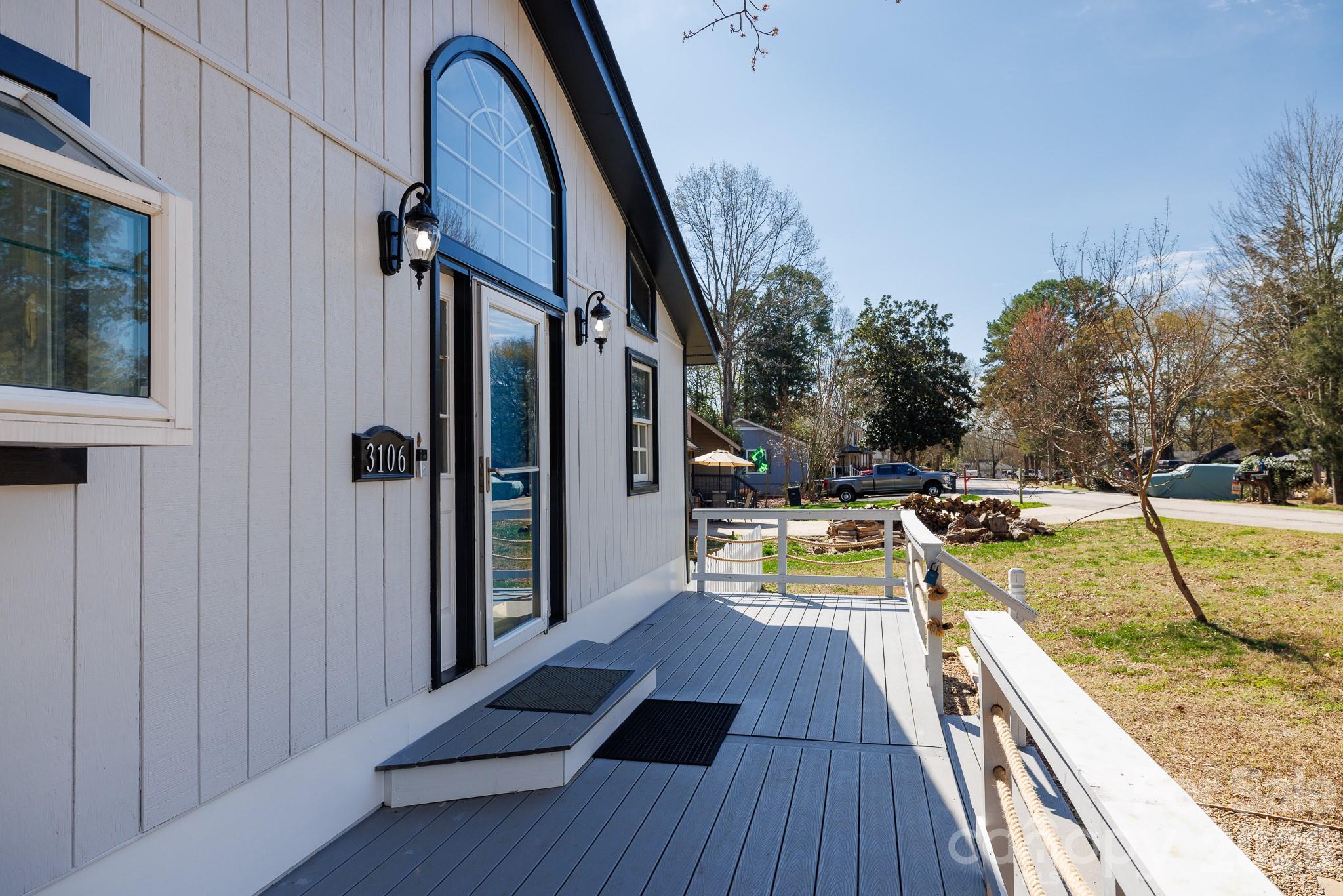 Tega Cay - Residential