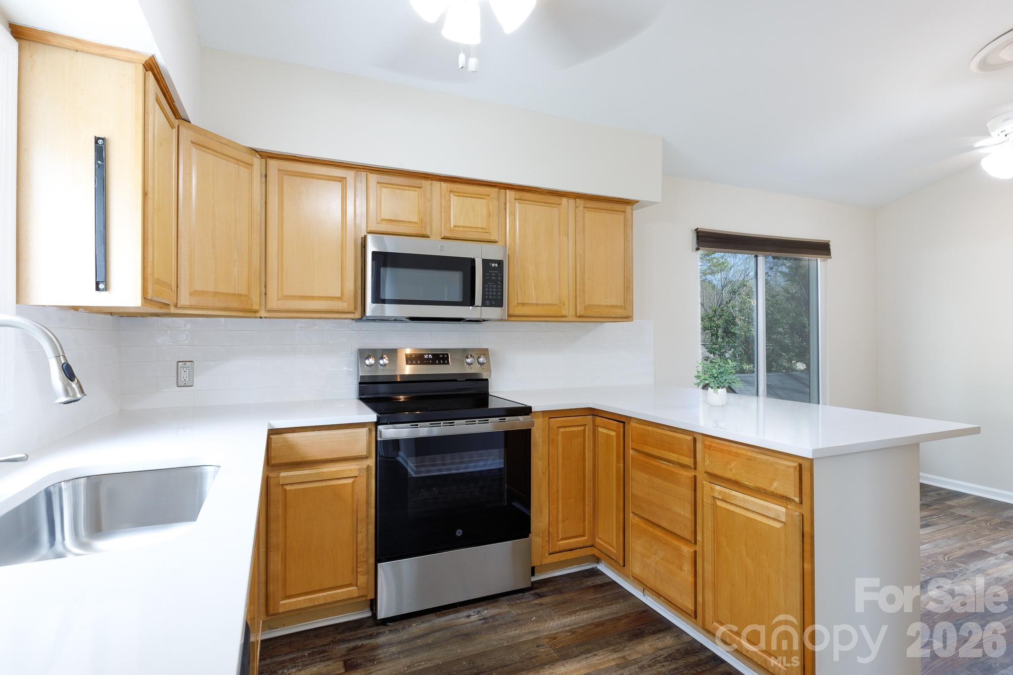 Tega Cay - Residential