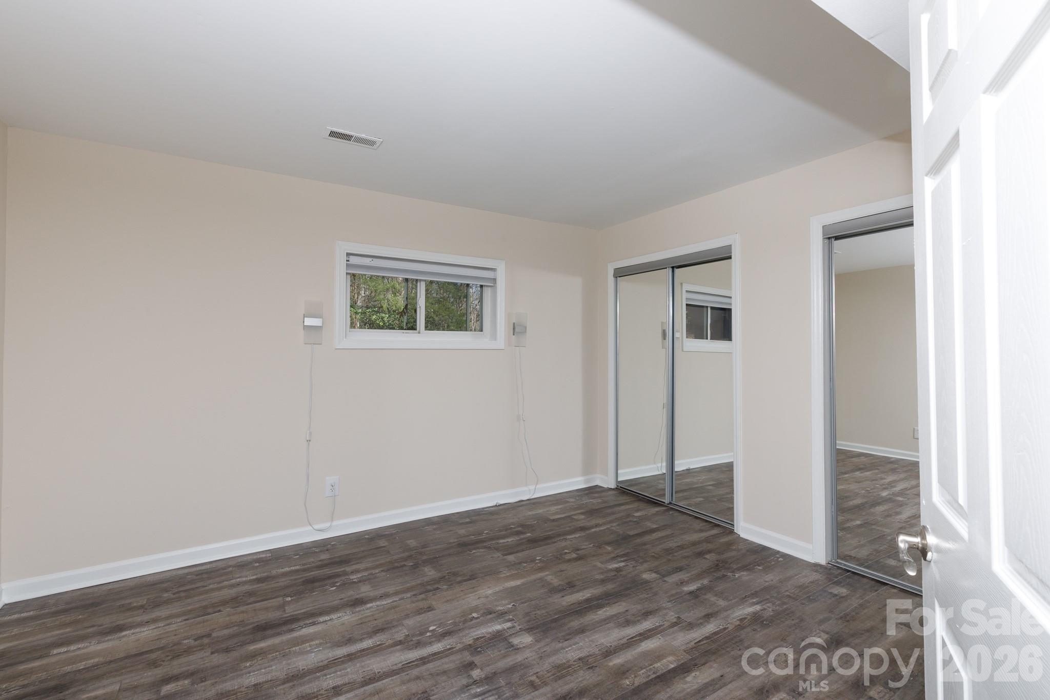 Tega Cay - Residential