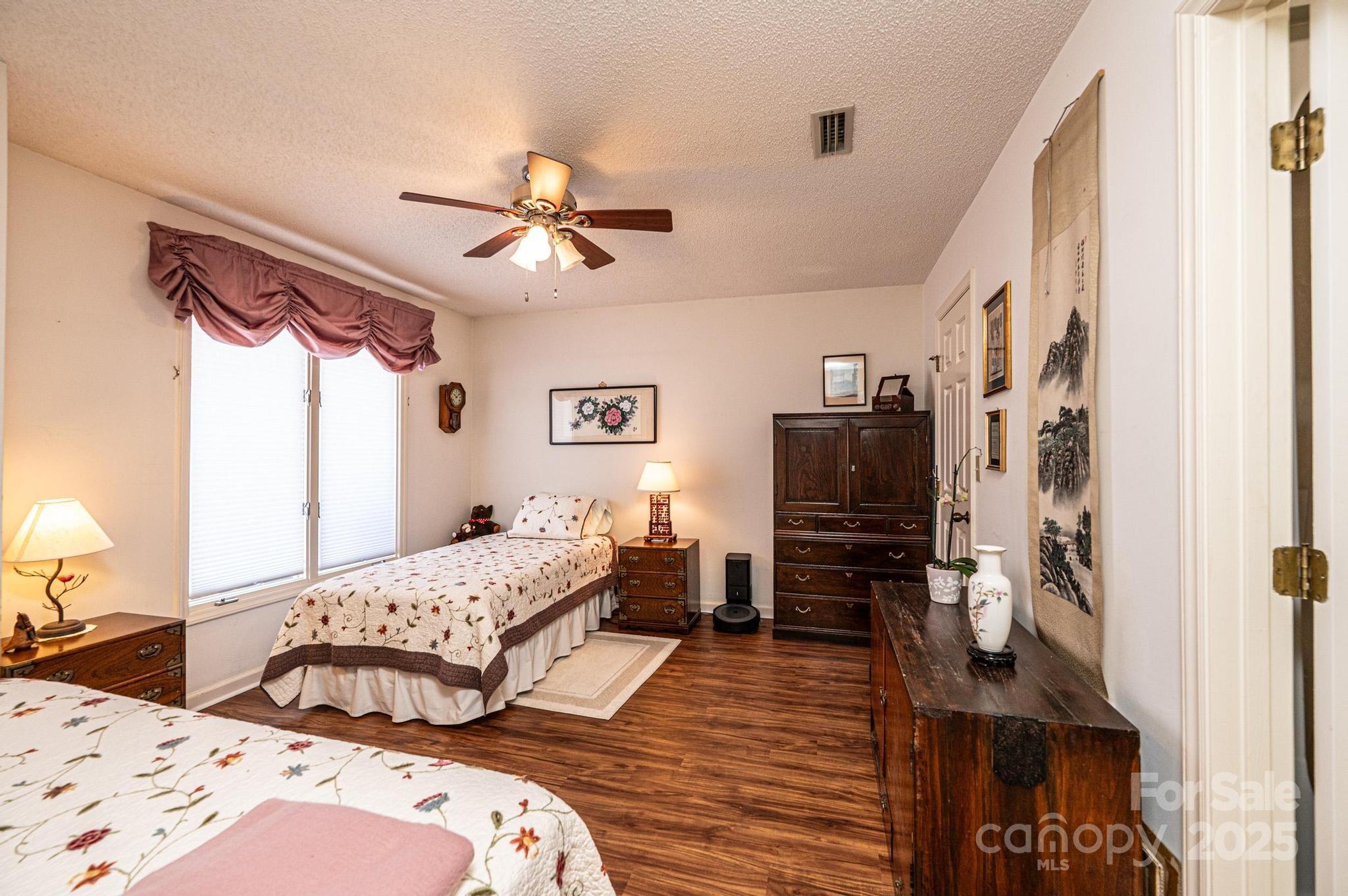 Huntington Woods Townhouses - Residential