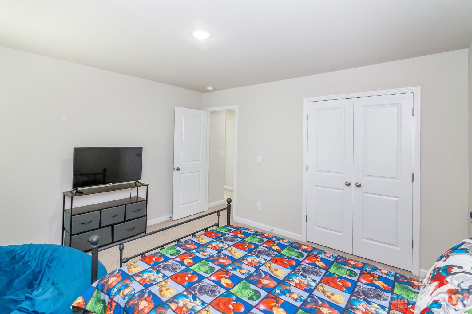 Kings View - Residential