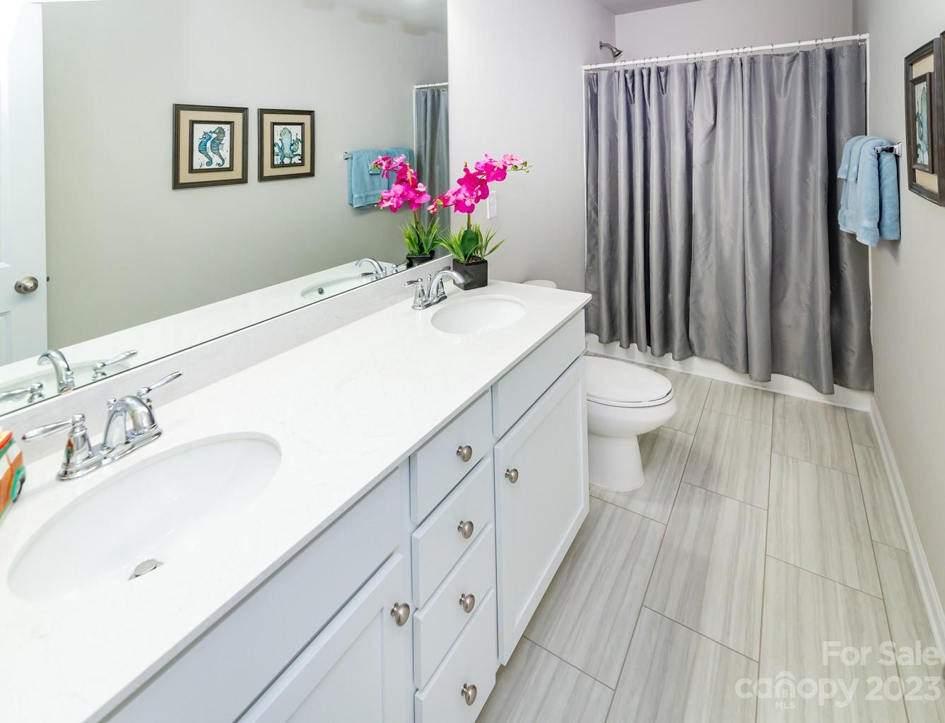 Kings View - Residential