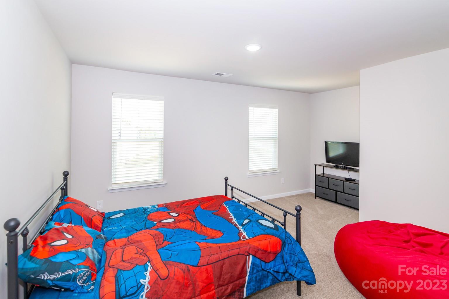 Kings View - Residential