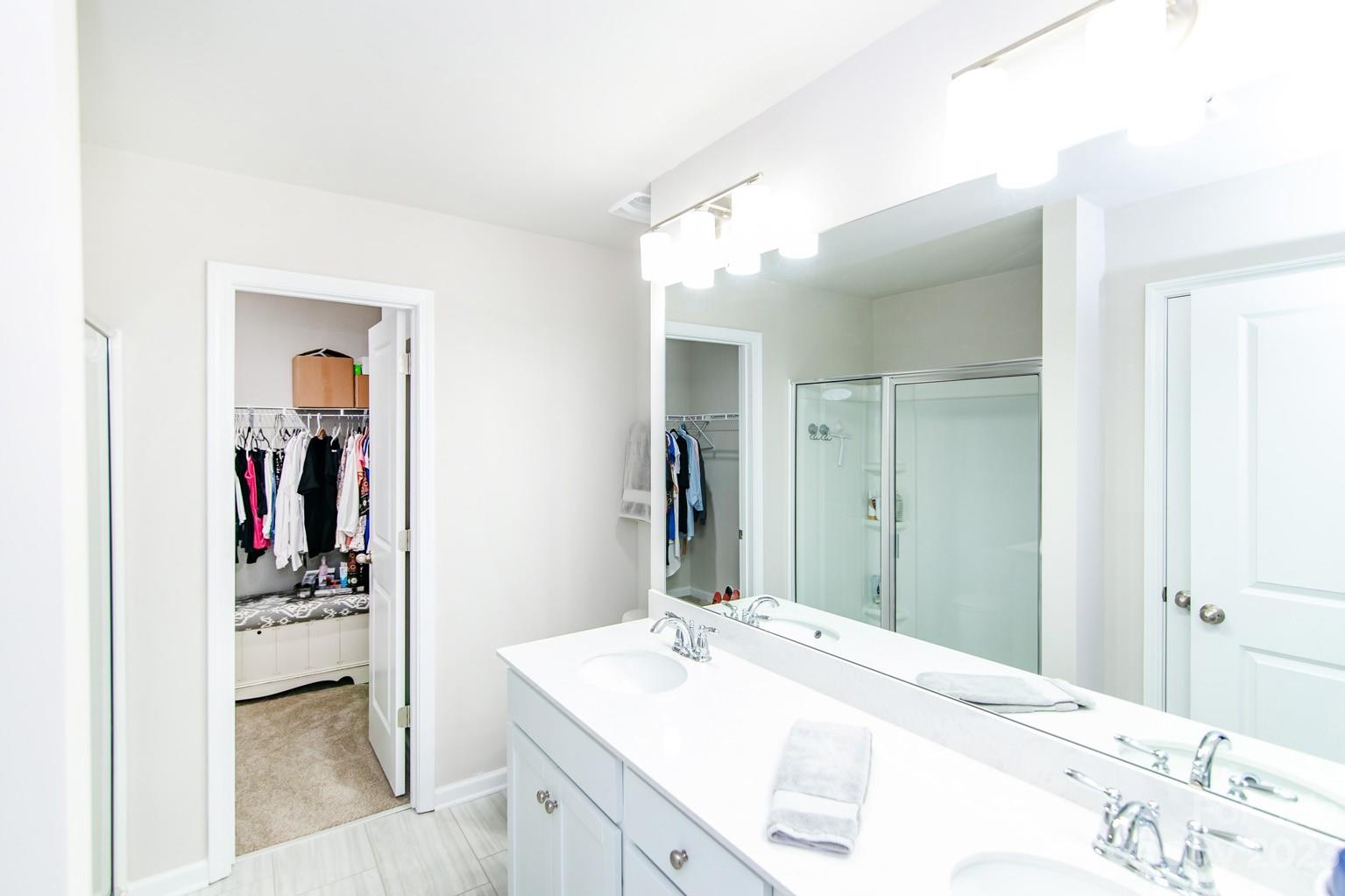 Kings View - Residential