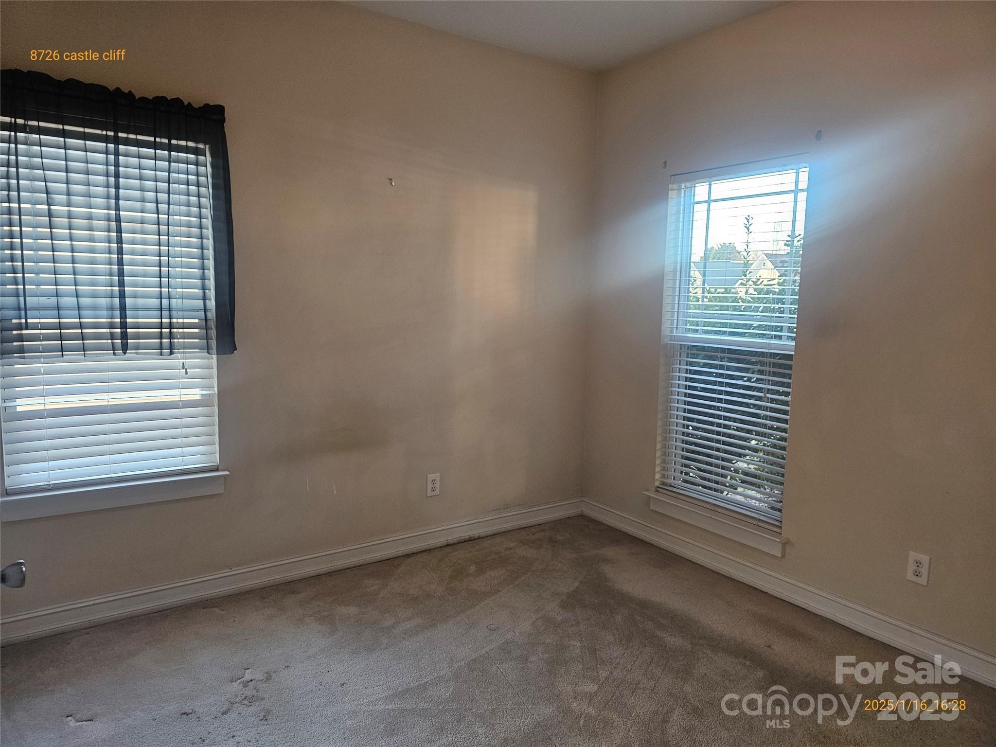 Castle Cliff - Residential