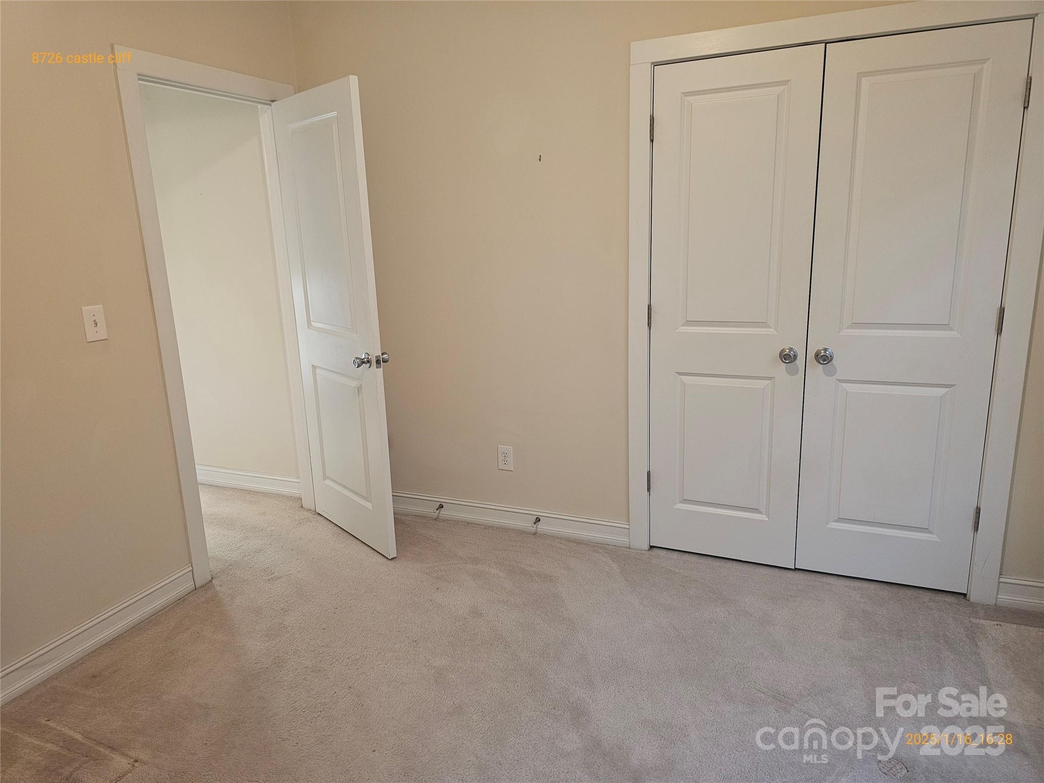 Castle Cliff - Residential