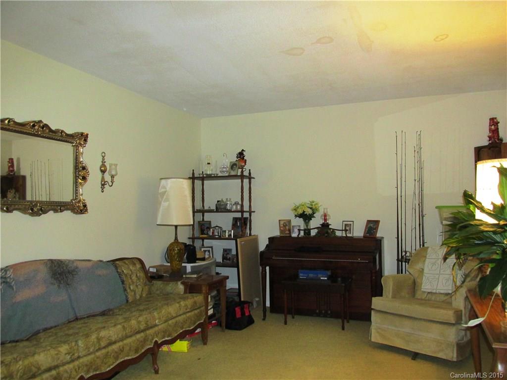 Acorn Woods - Residential