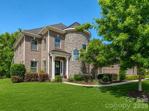 Photo of 121 Enclave Boulevard, Matthews, NC 28104 (MLS # 4376448)
