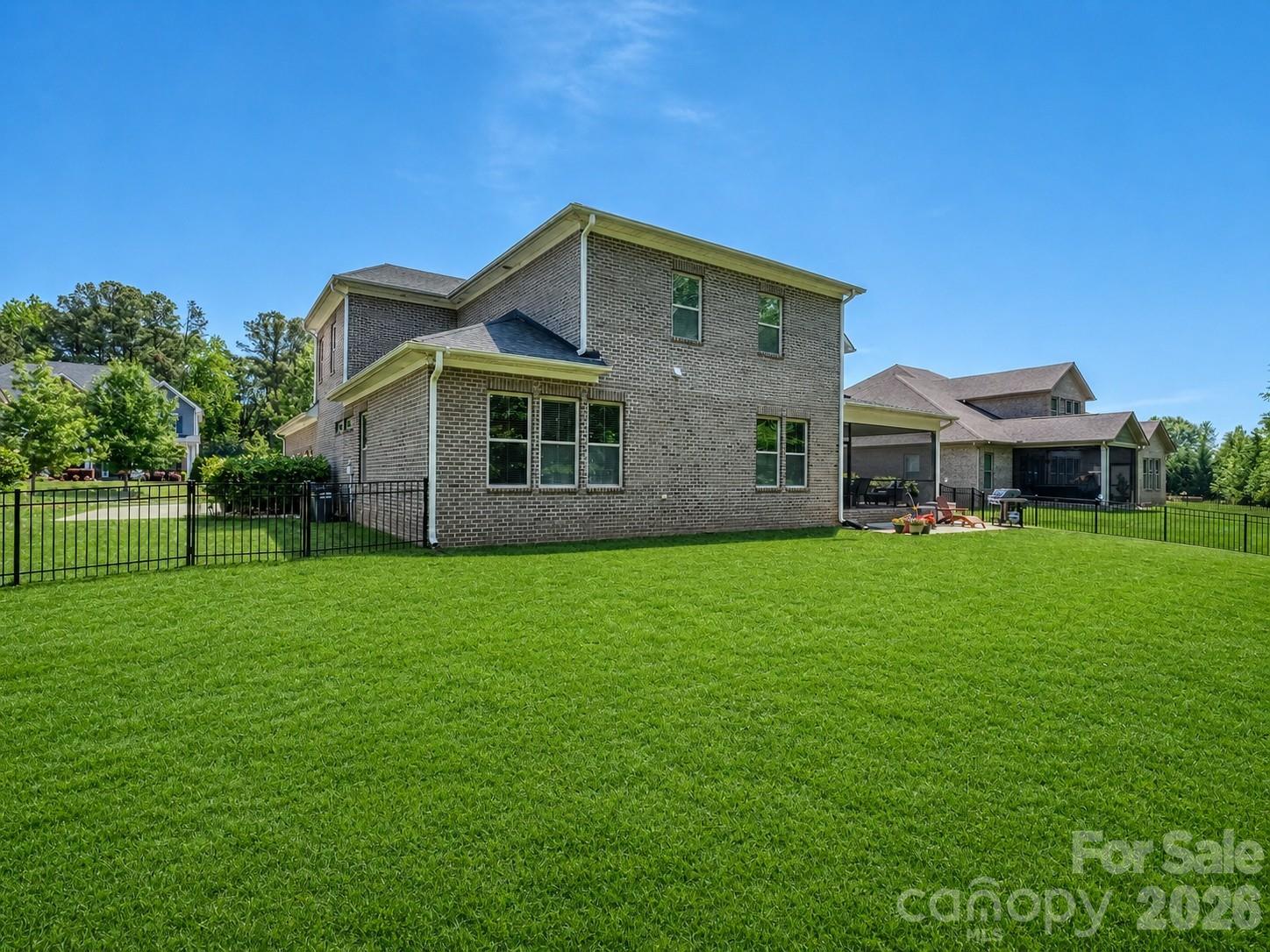 The Falls at Weddington - Residential
