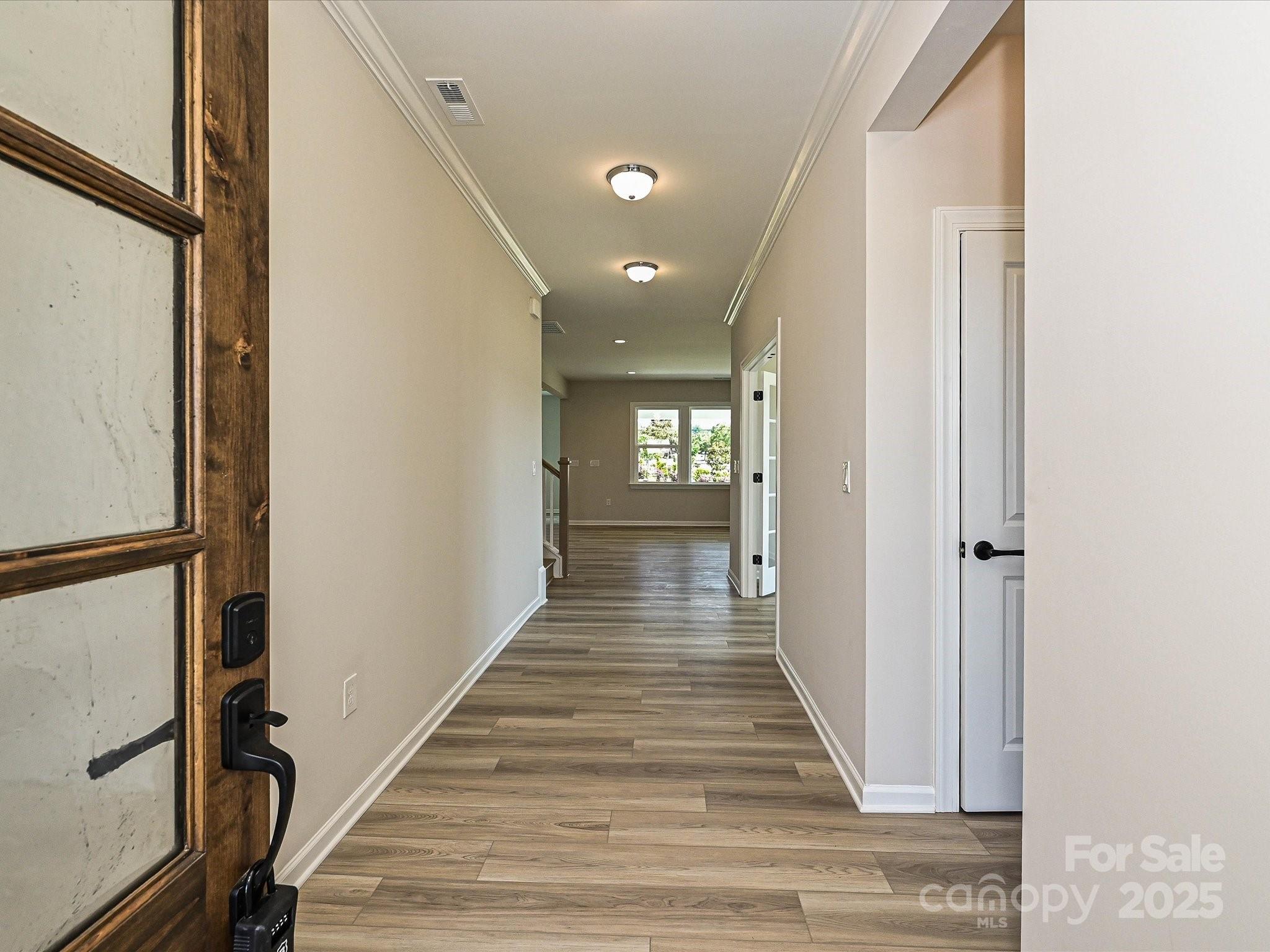 2046 Sabra Street CWO0006