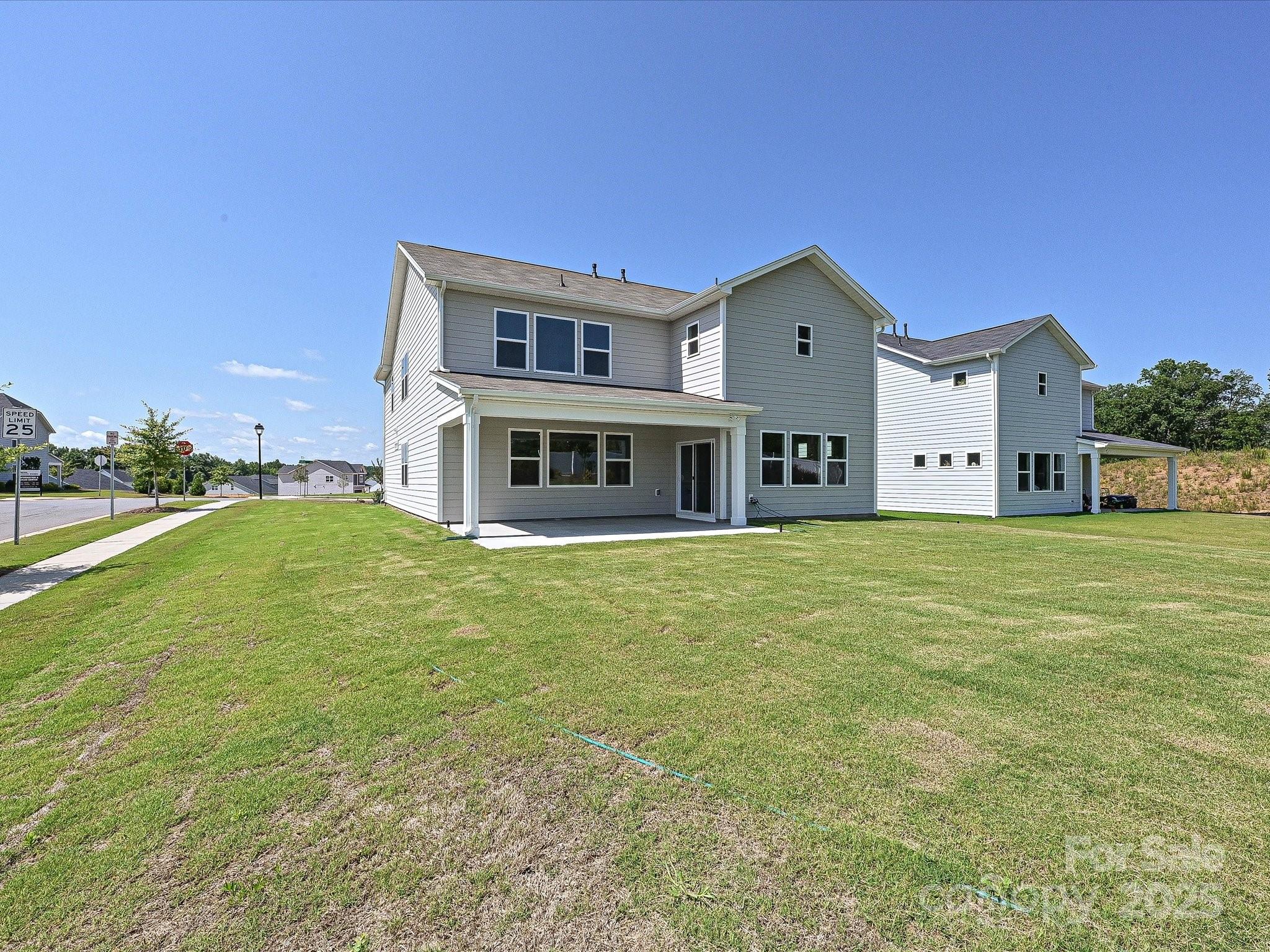 2046 Sabra Street CWO0006