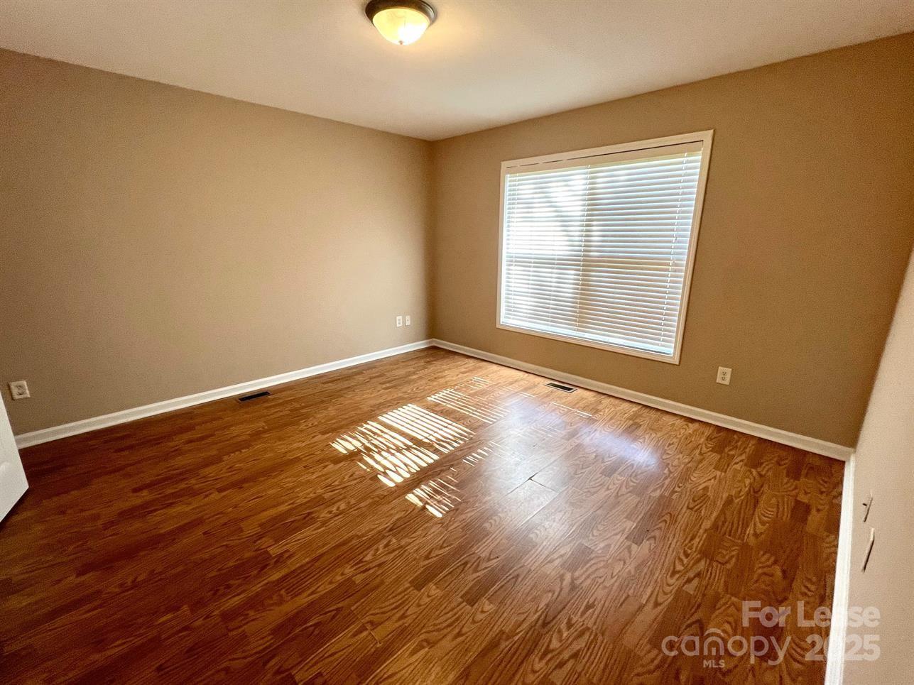 Elliott Acres - Residential Lease