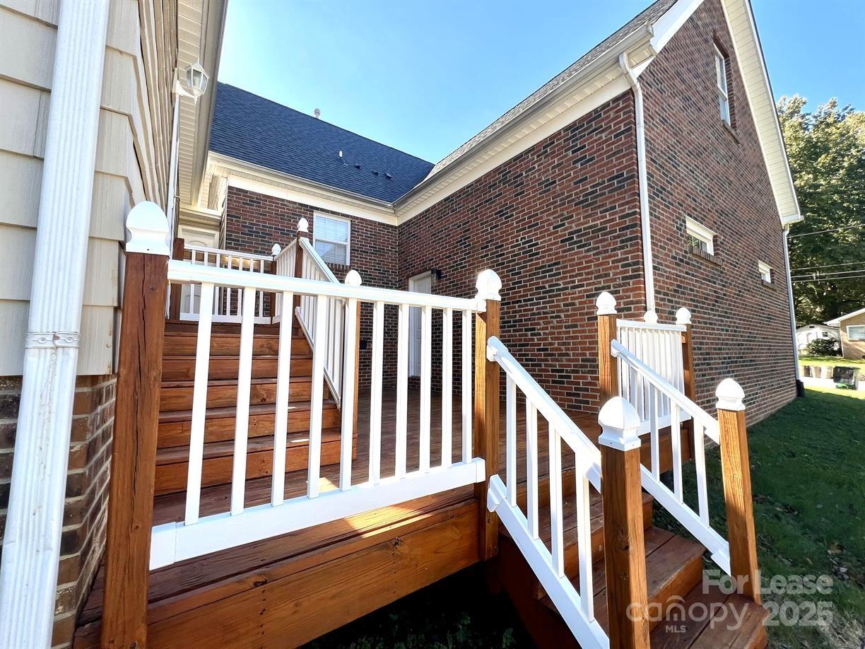 Elliott Acres - Residential Lease