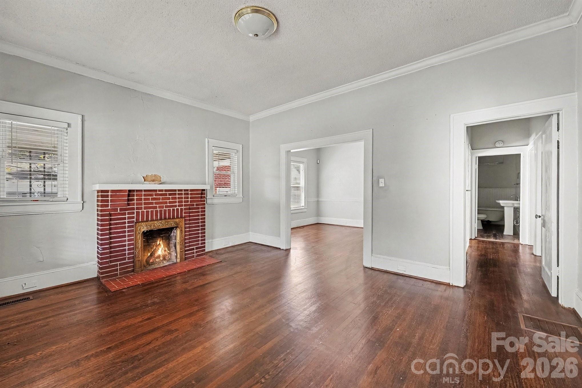 2828 Bon Air Avenue