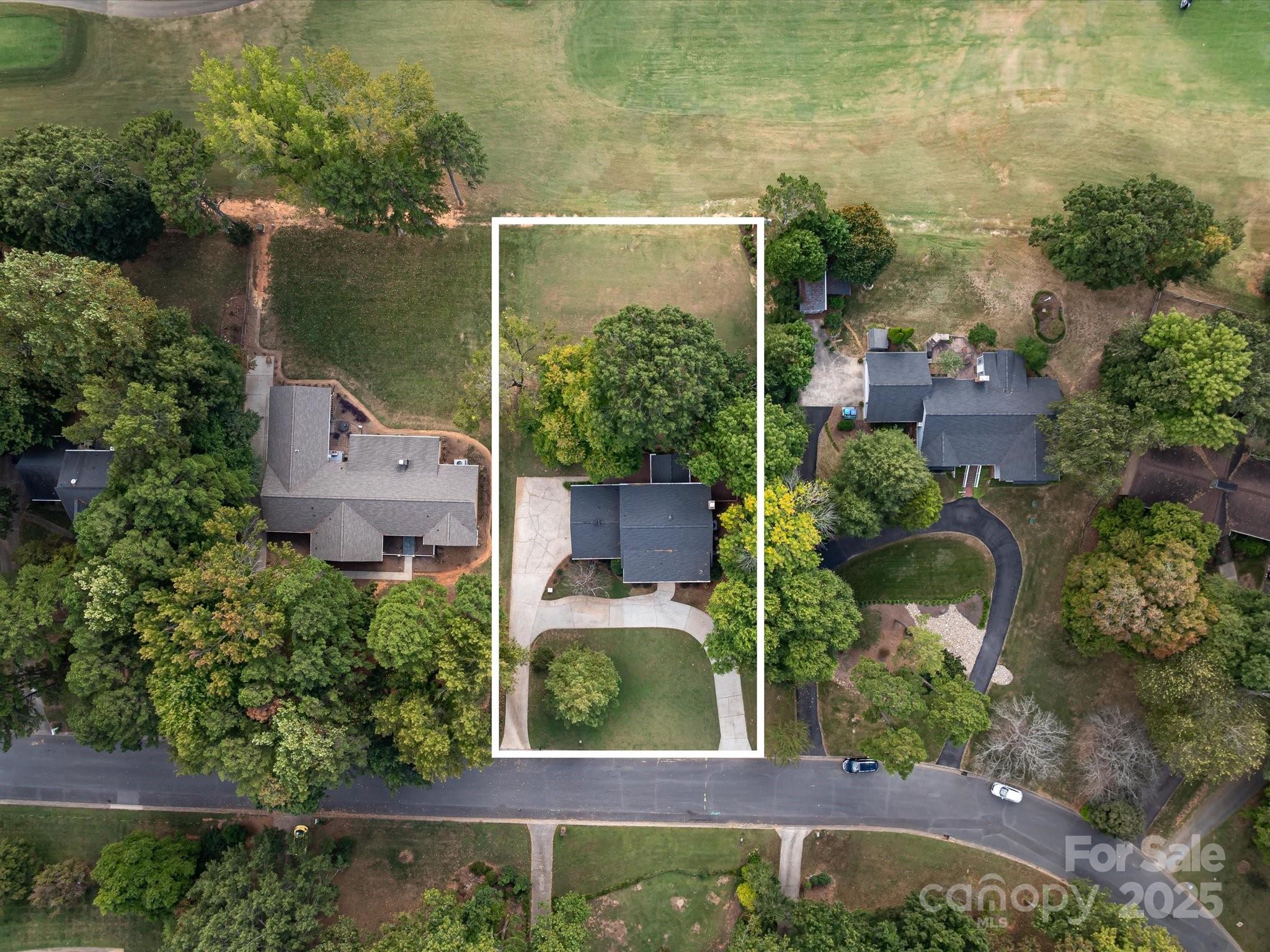 5918 Foxcrest Drive