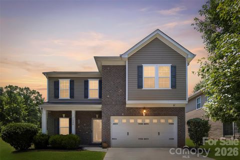 Photo of 11206 Pond Valley Court, Charlotte, NC 28269 (MLS # 4395105)