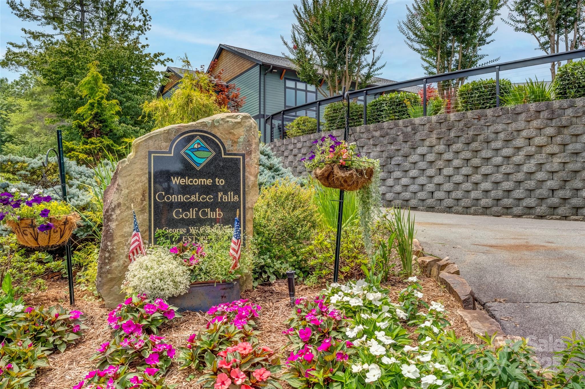 Connestee Falls - Residential