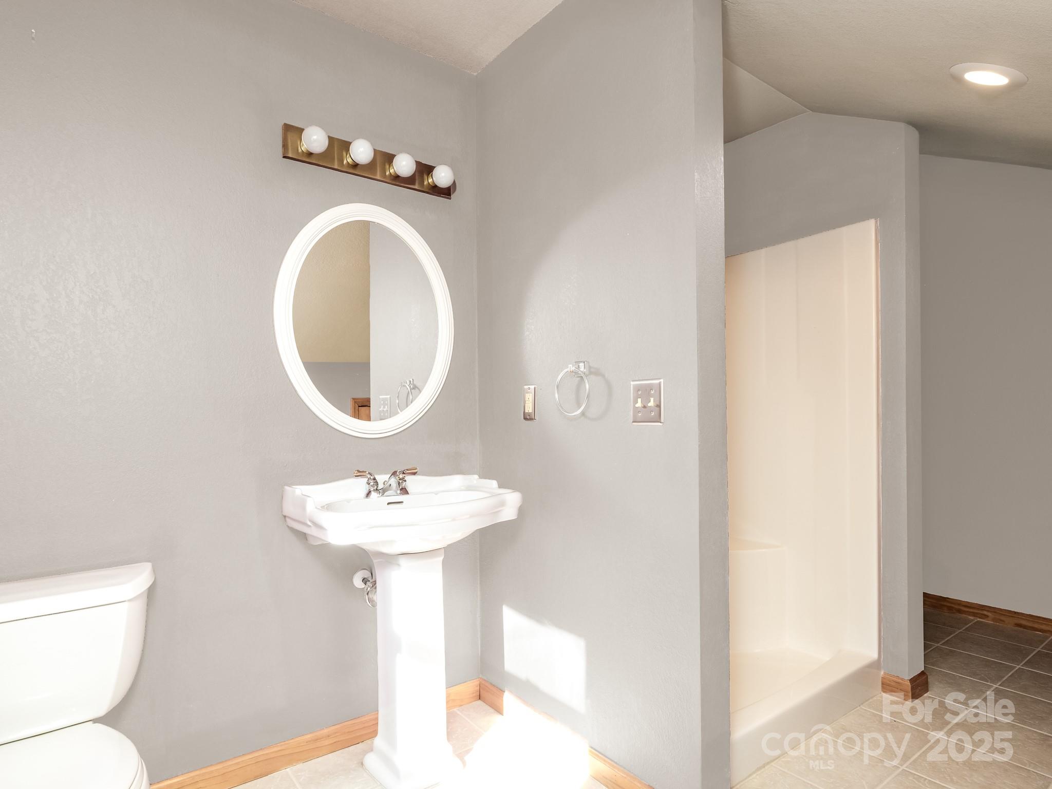 Connestee Falls - Residential