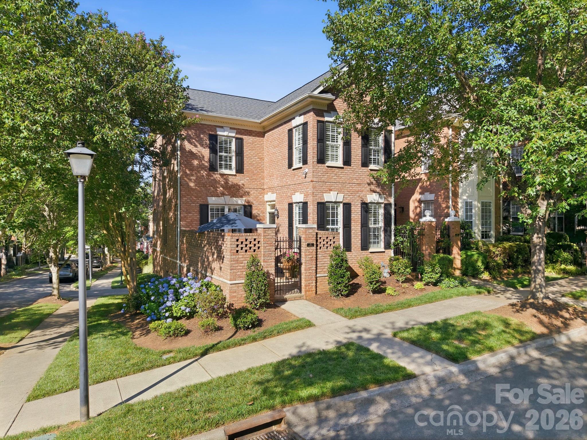 203 Caldwell Lane