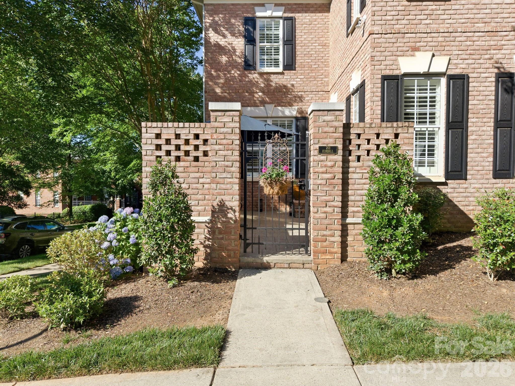 203 Caldwell Lane