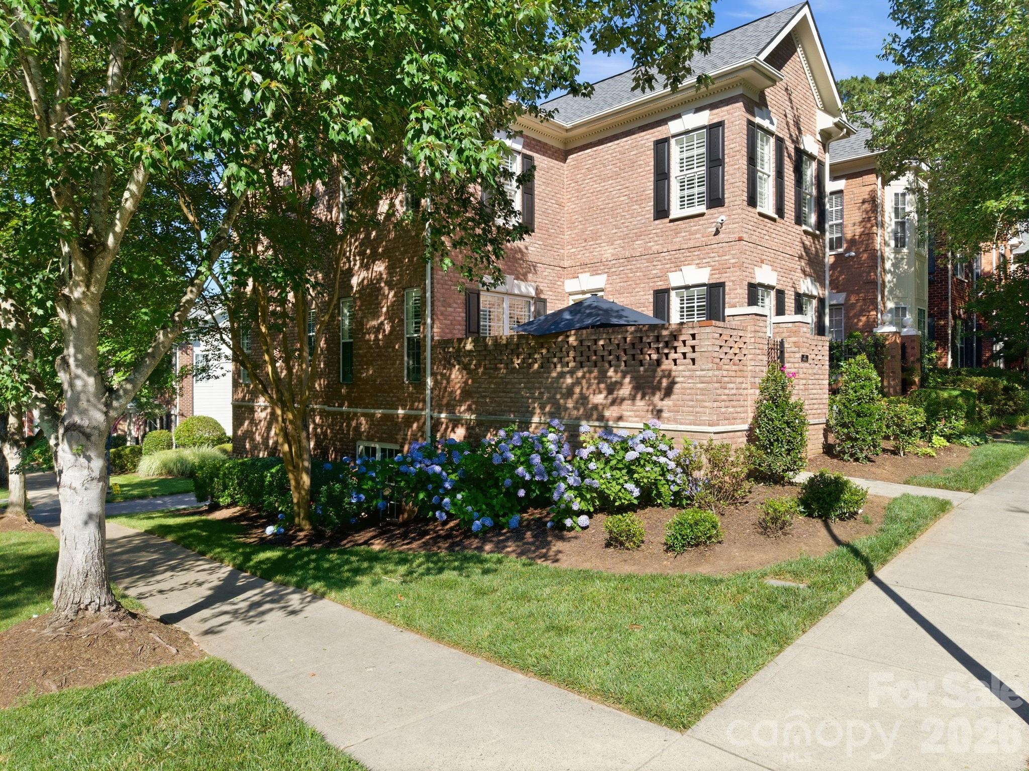 203 Caldwell Lane
