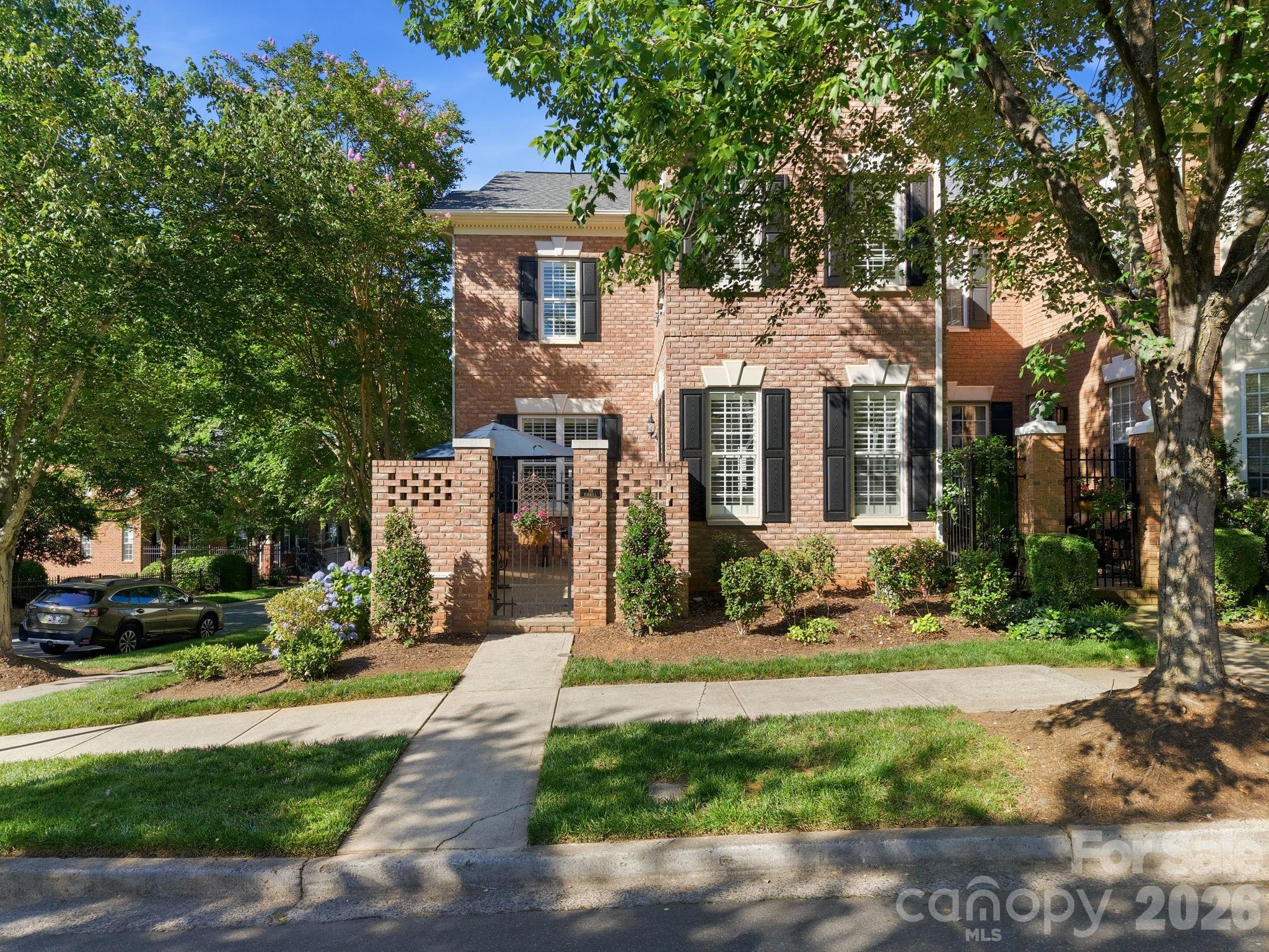 203 Caldwell Lane