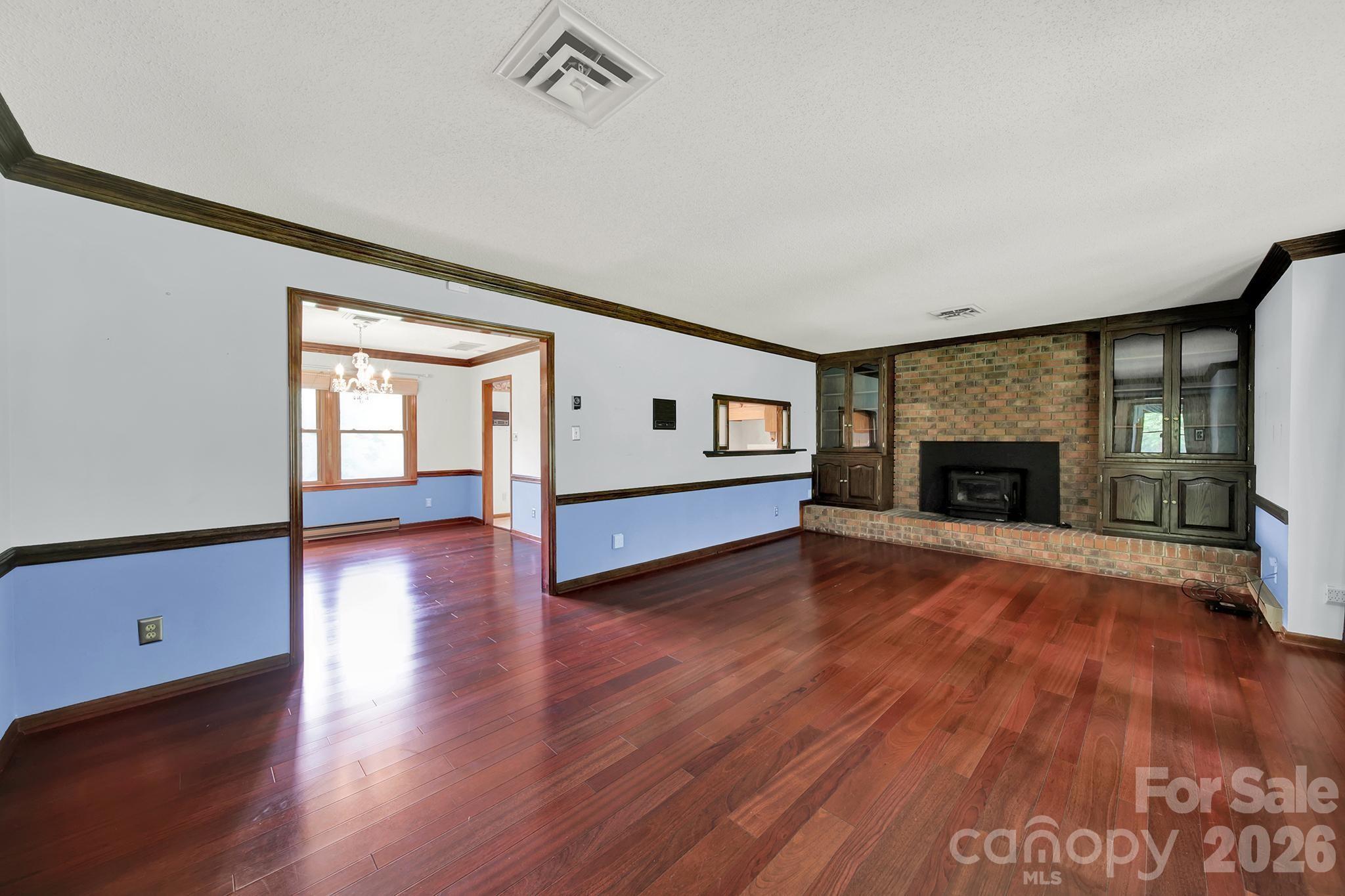 5913 Tom Query Road